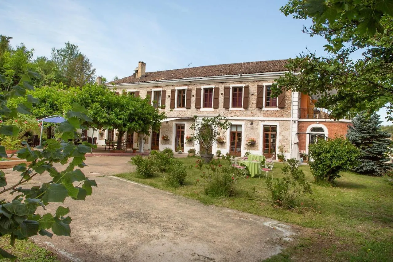 Chambre D'Hotes Au Jardin Des Saveurs Cordes Sur Ciel 2*,  Fransa